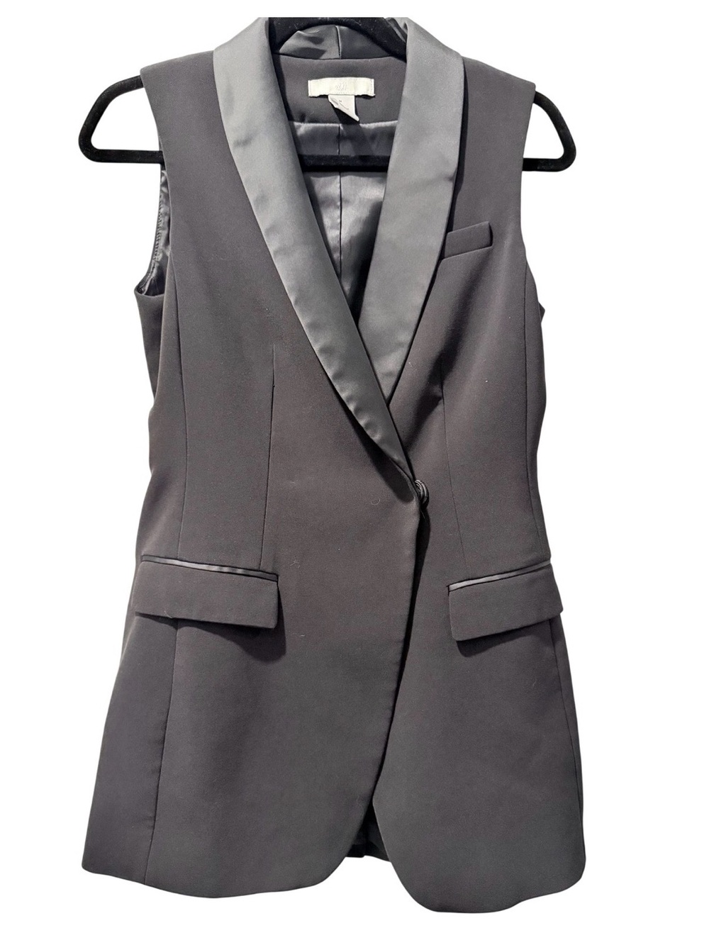NWOT Sleeveless Black Satin-Trim Blazer Vest